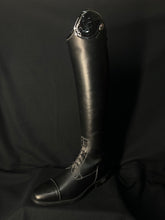 Tricolore Salentino 02 Smooth Black w/ 3 Crystals - In Stock